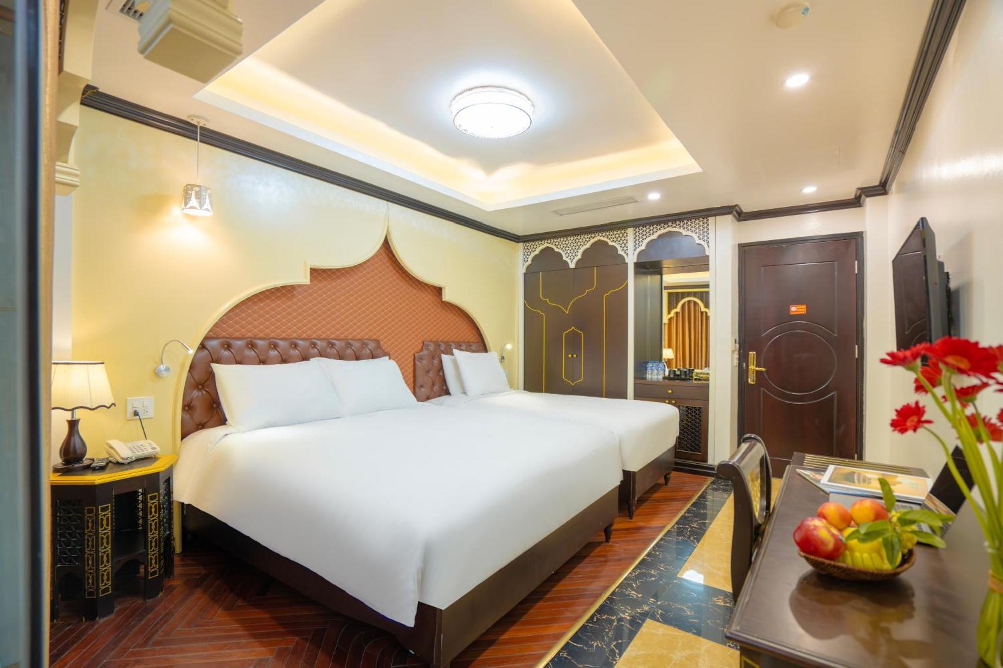 Hotel Du Palace Hanoi Bagian luar foto